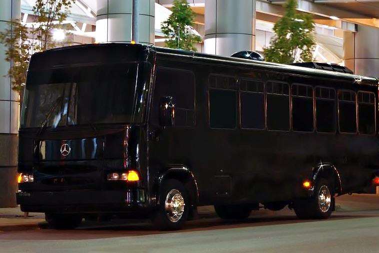 Party Bus Newton, IA 